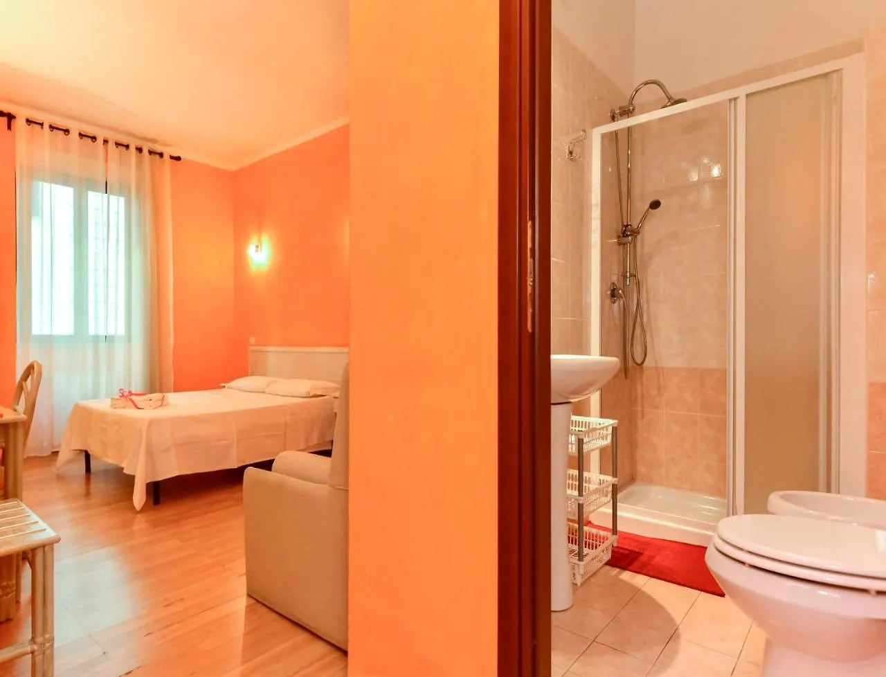 Claudia Suites Roma 3*,