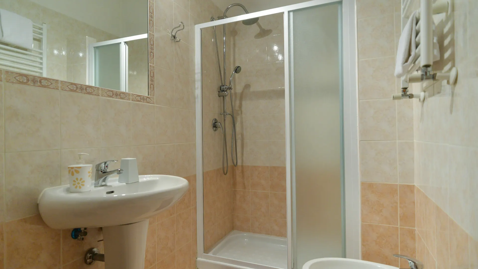 Claudia Suites Roma Pensión